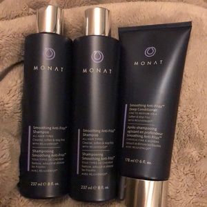 MONAT Smoothing Anti-Frizz Shampoos & Conditioner